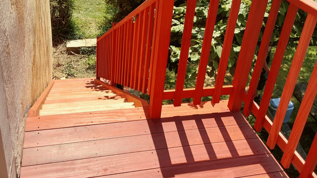 Balcon et escalier en padouk 2